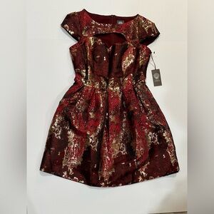 Vince Camuto woman’s Jacquard cutout dress